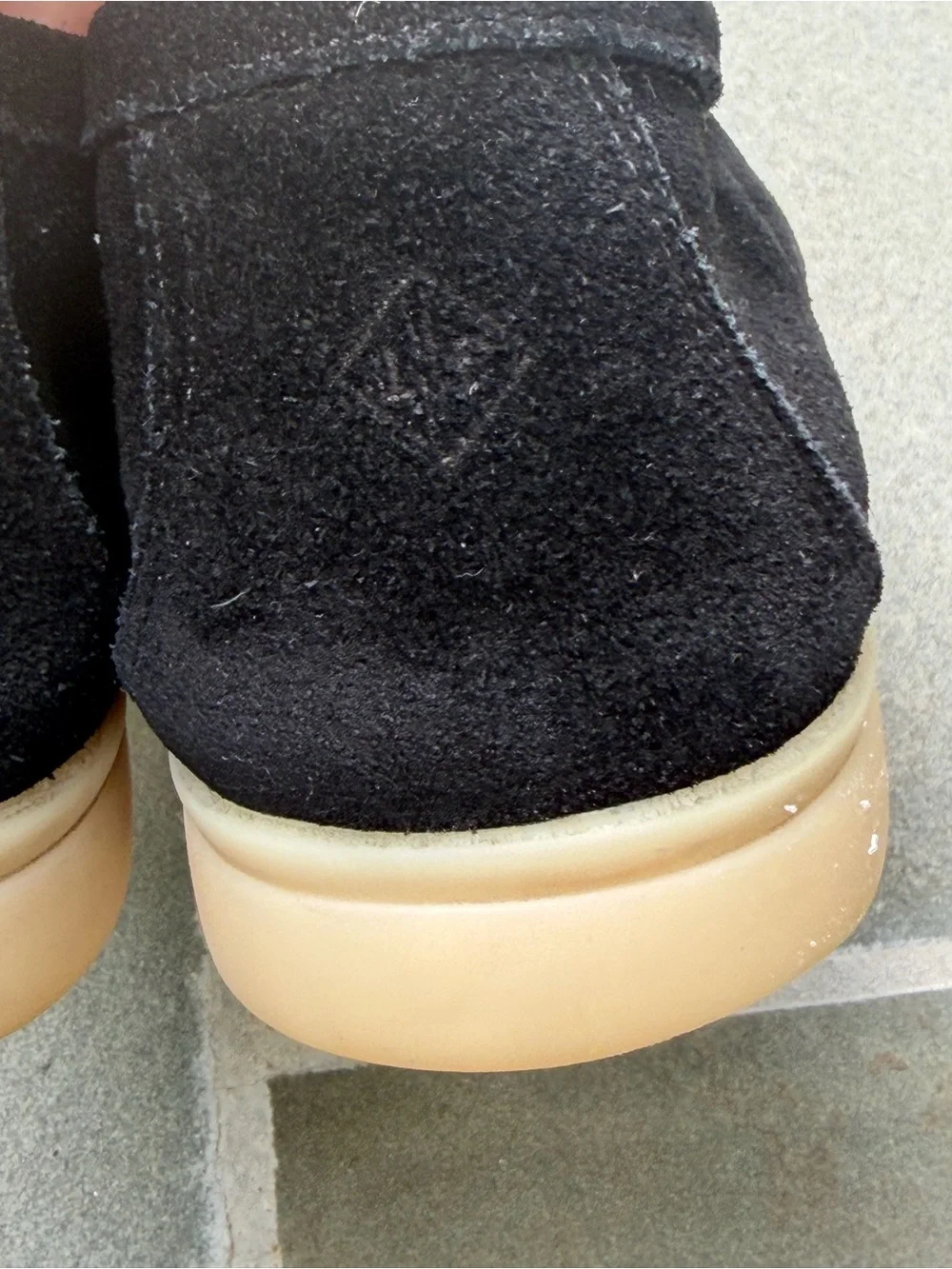 Loro Piana description step